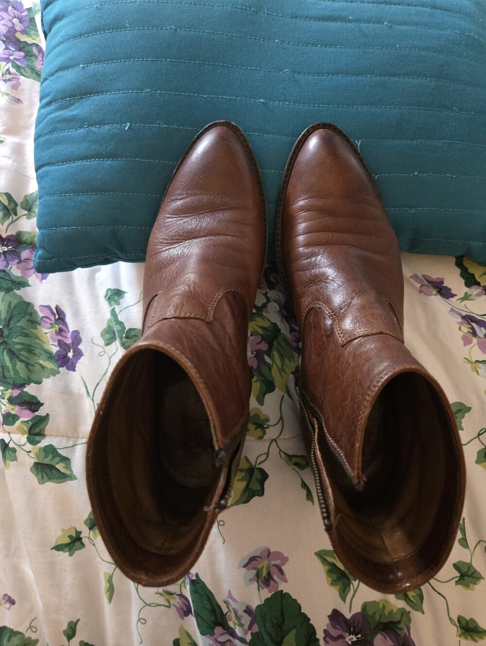 FRYE cognac leather boots